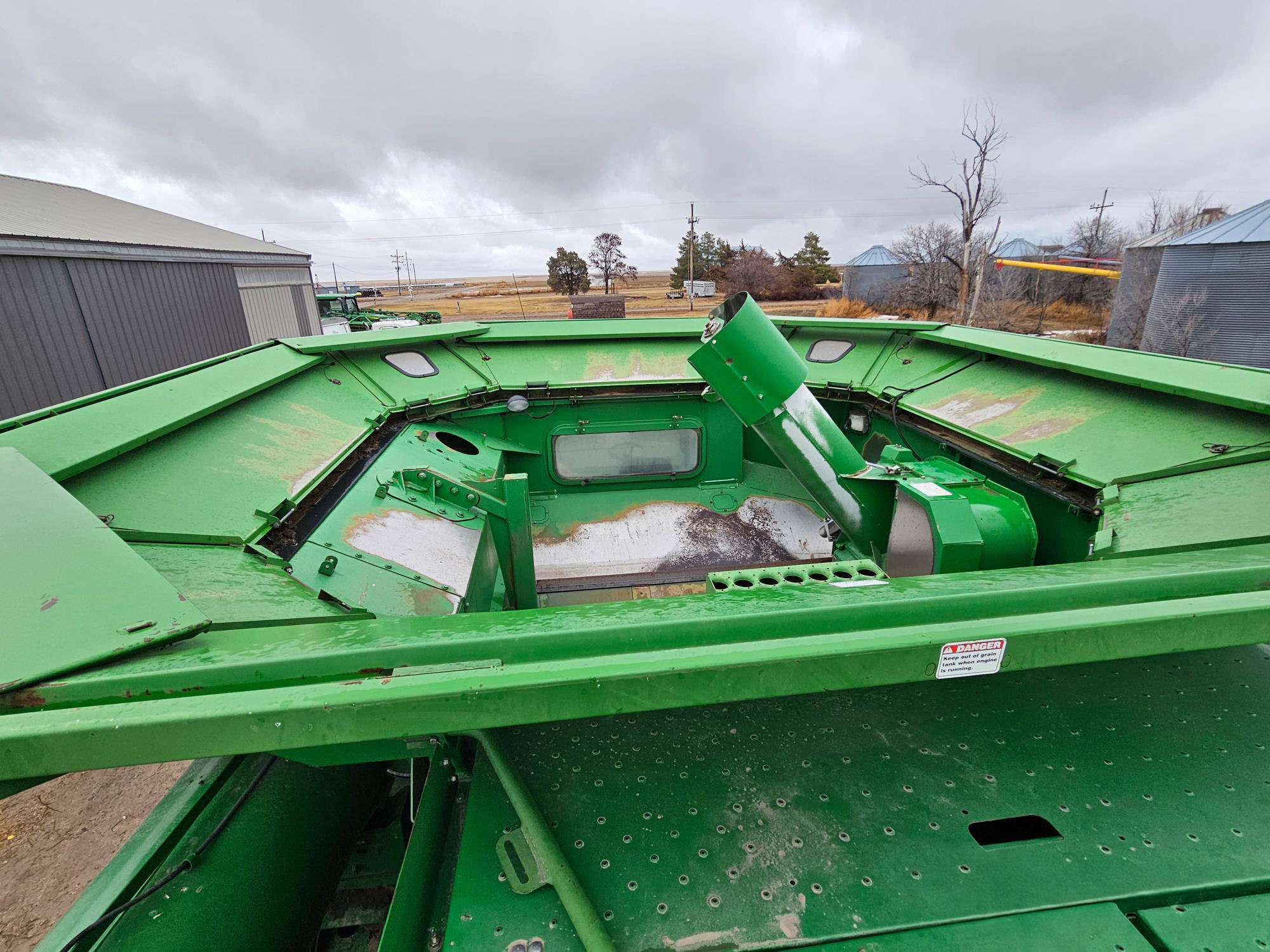 
								2007 John Deere 9660 STS 2WD full									