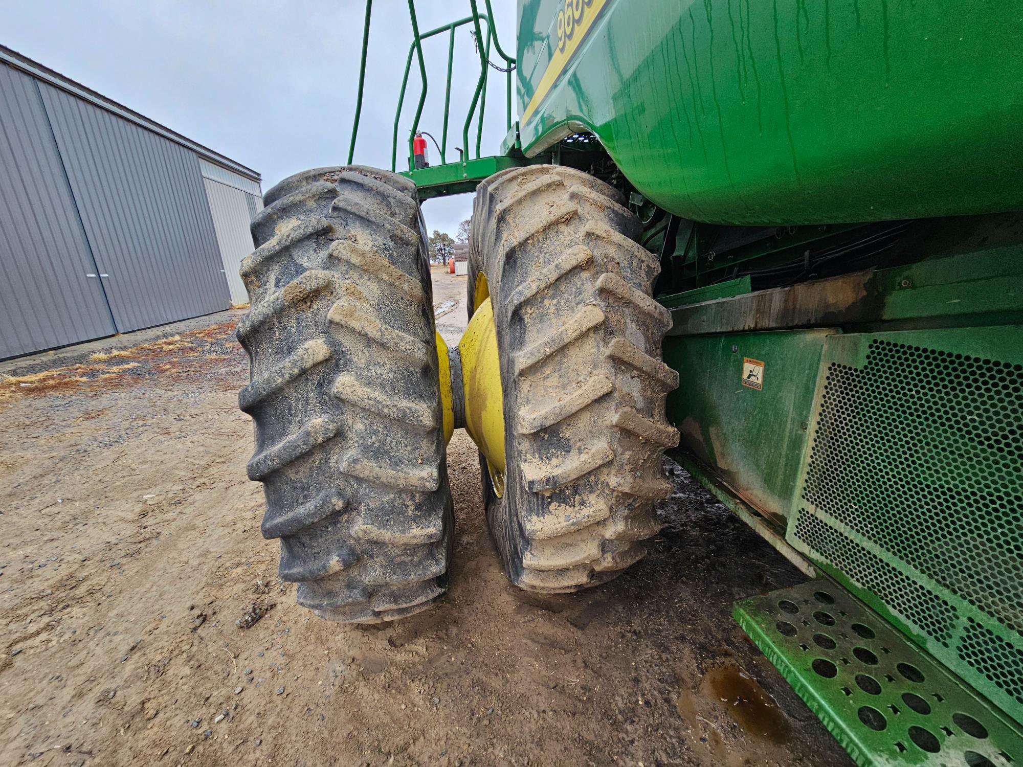 
								2007 John Deere 9660 STS 2WD full									