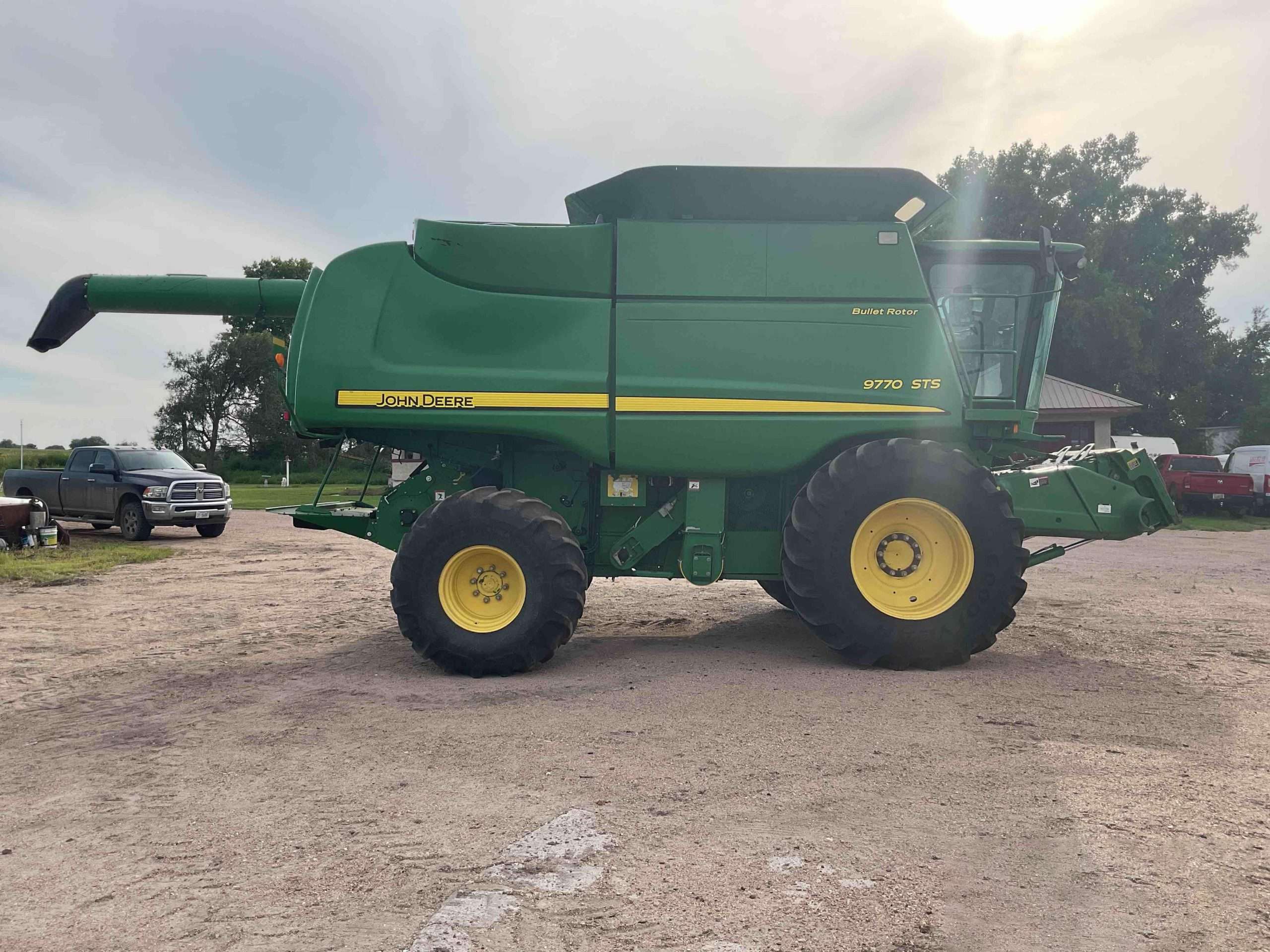 
								2009 John Deere 9770 STS 4WD full									
