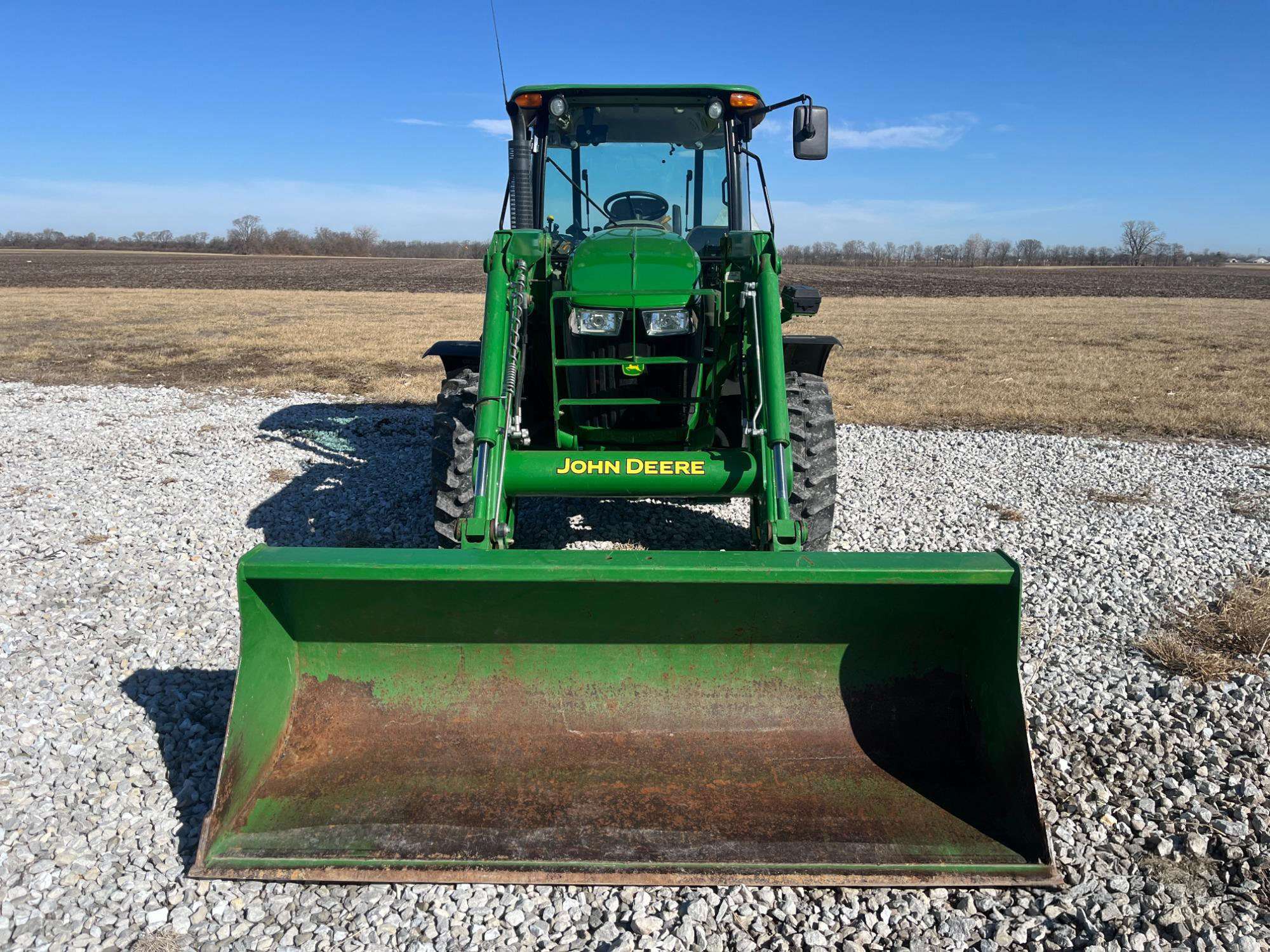 
								2013 John Deere 5085M full									