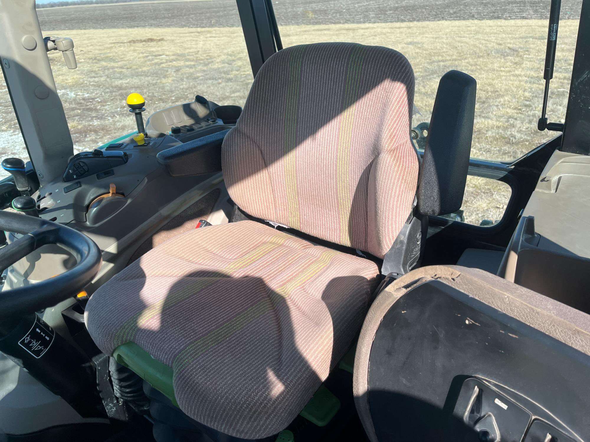 
								2013 John Deere 5085M full									