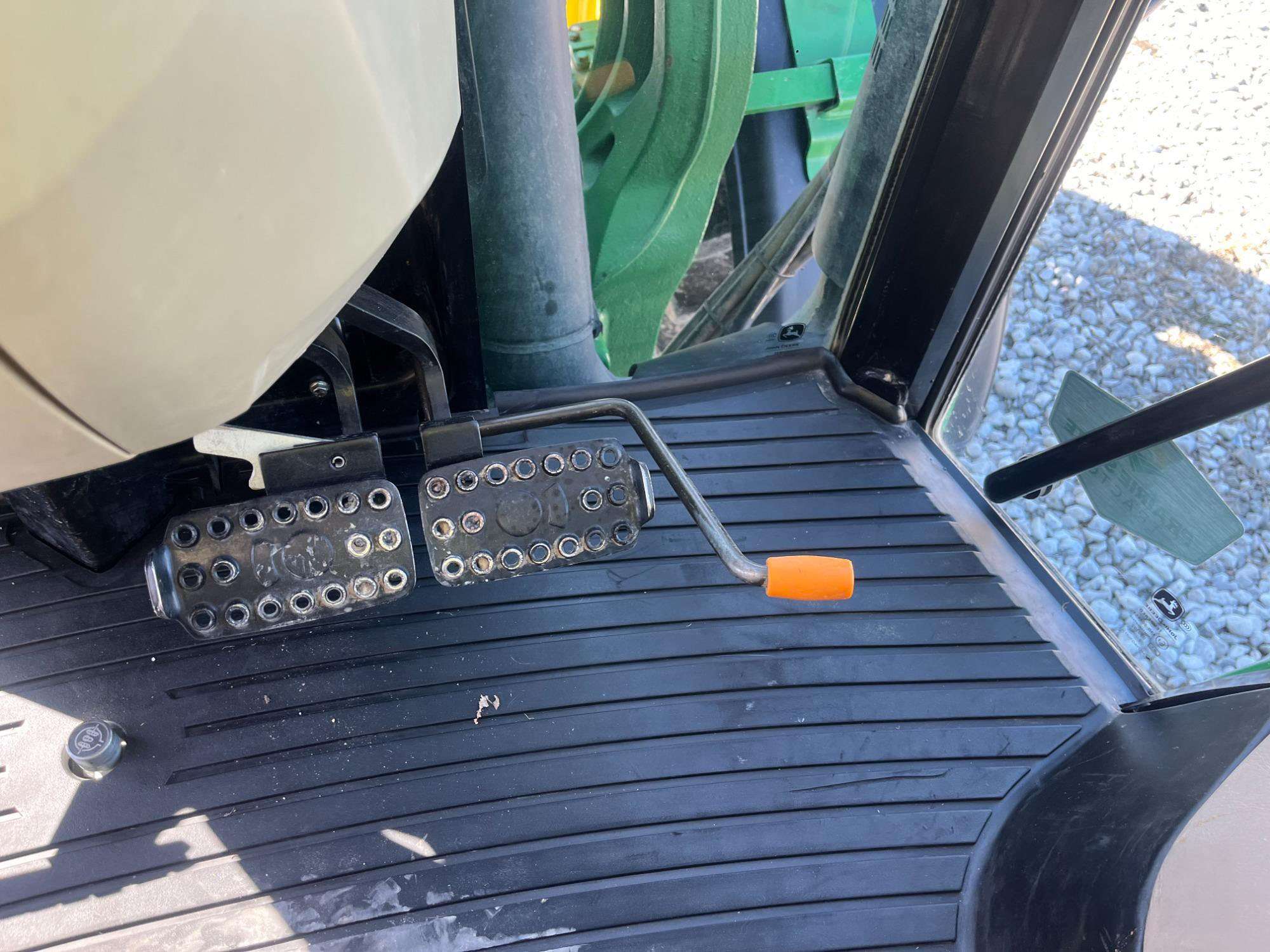 
								2013 John Deere 5085M full									