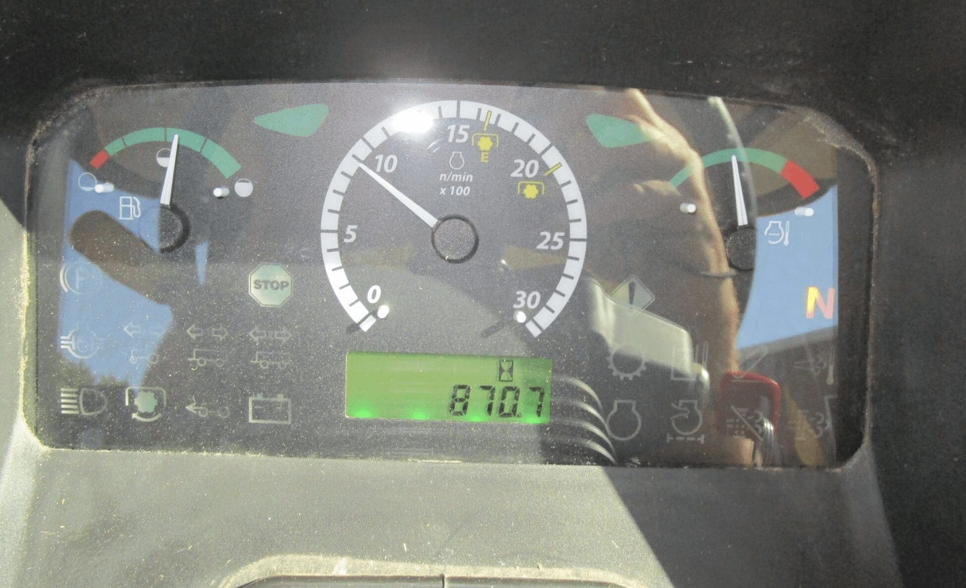 
								2013 John Deere 5085M full									